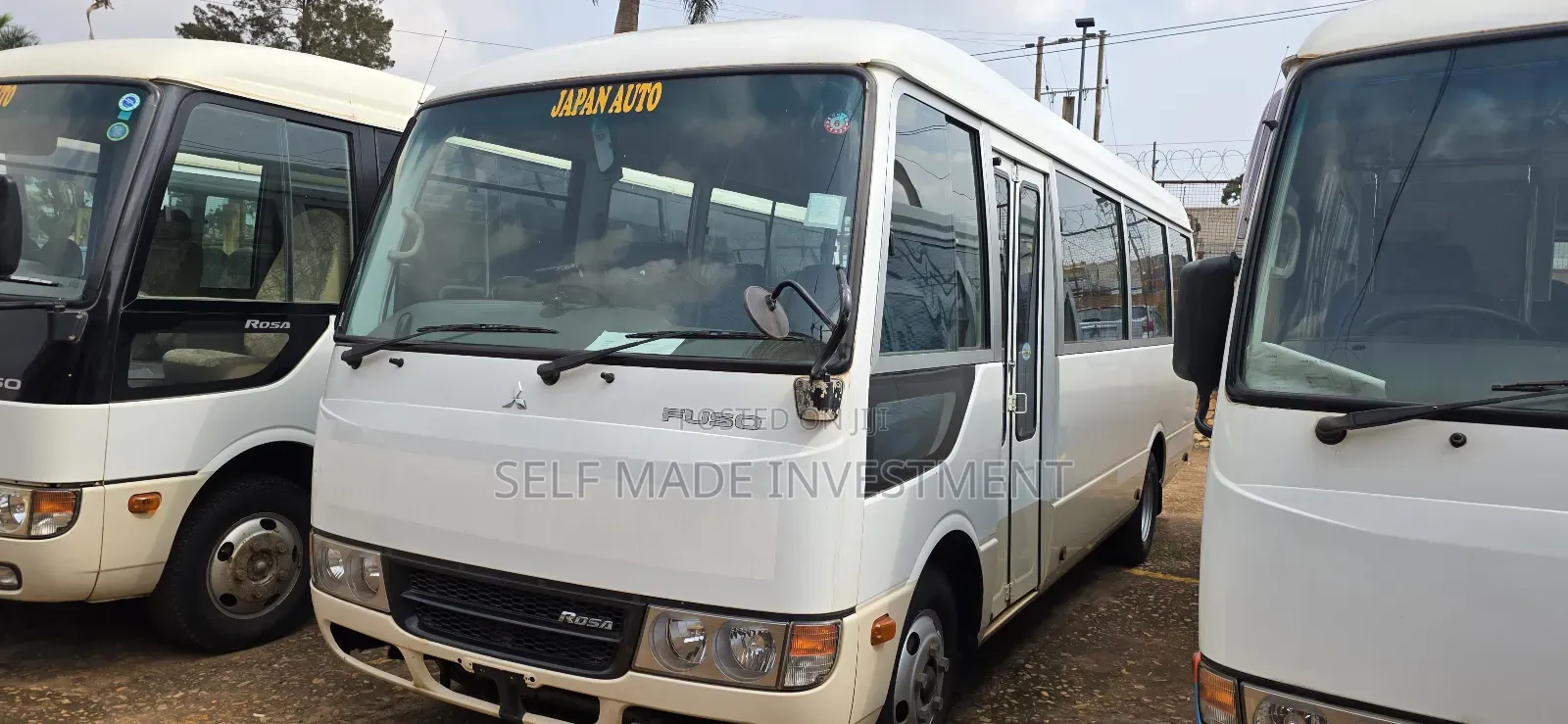 Mitsubishi Fuso Rosa 2011 Grey