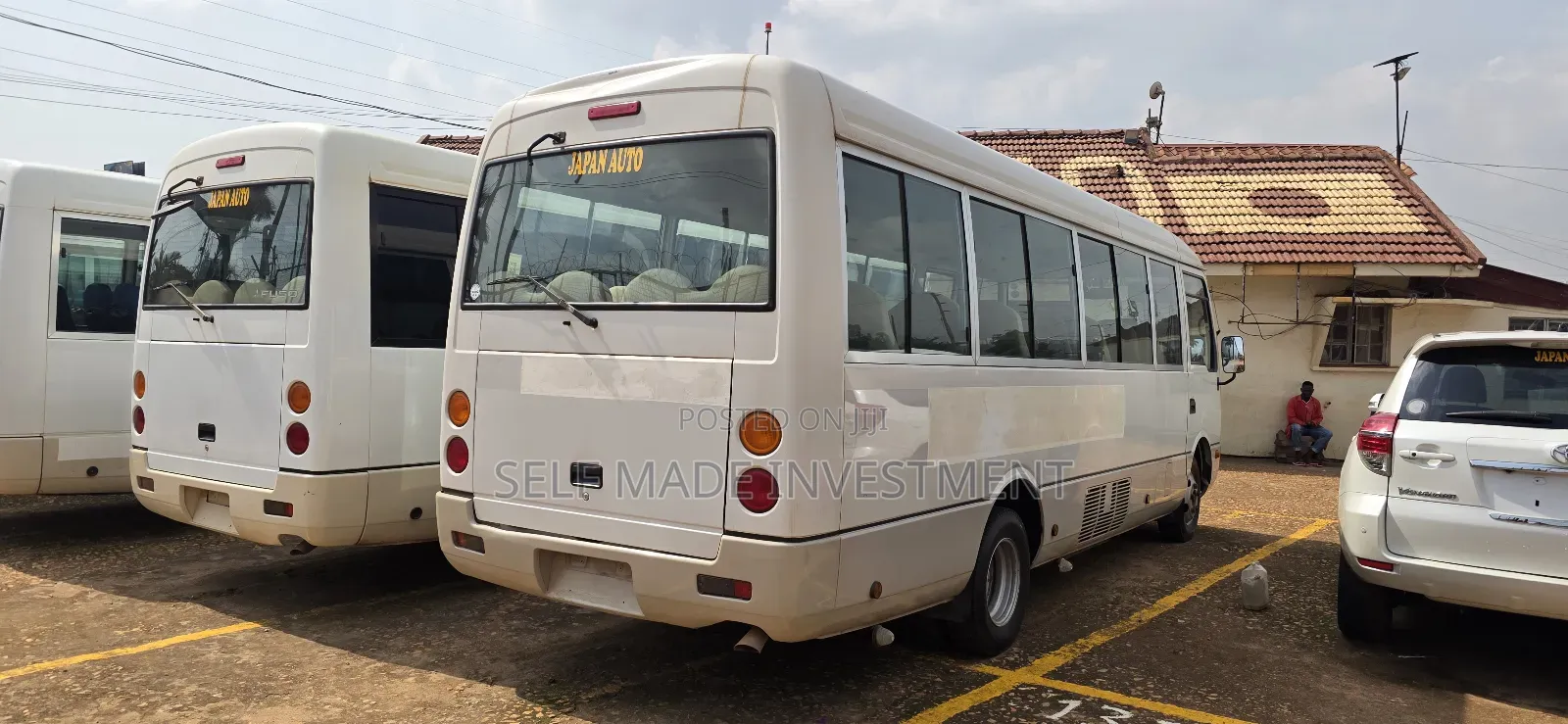 Mitsubishi Fuso Rosa 2011 Grey