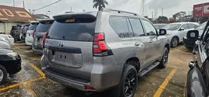 Toyota Land Cruiser Prado 2021 Silver