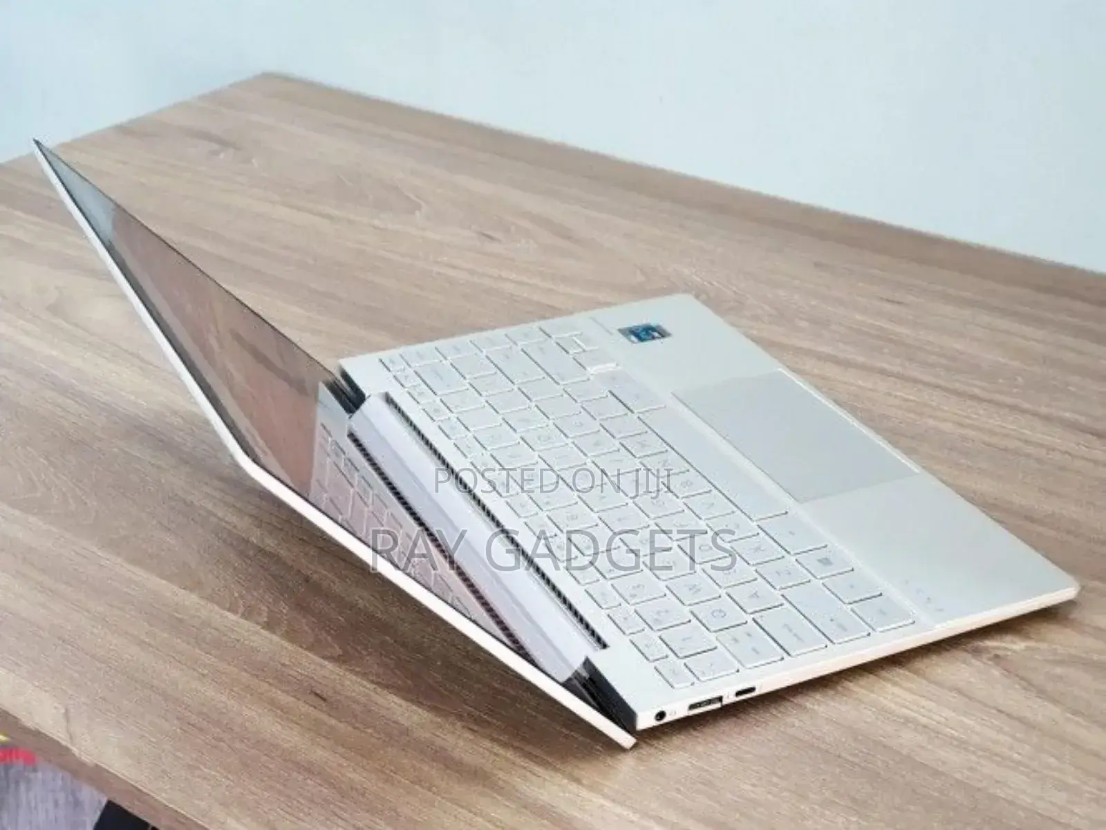 New Laptop HP Spectre X360 15 16GB Intel Core I7 SSD 512GB