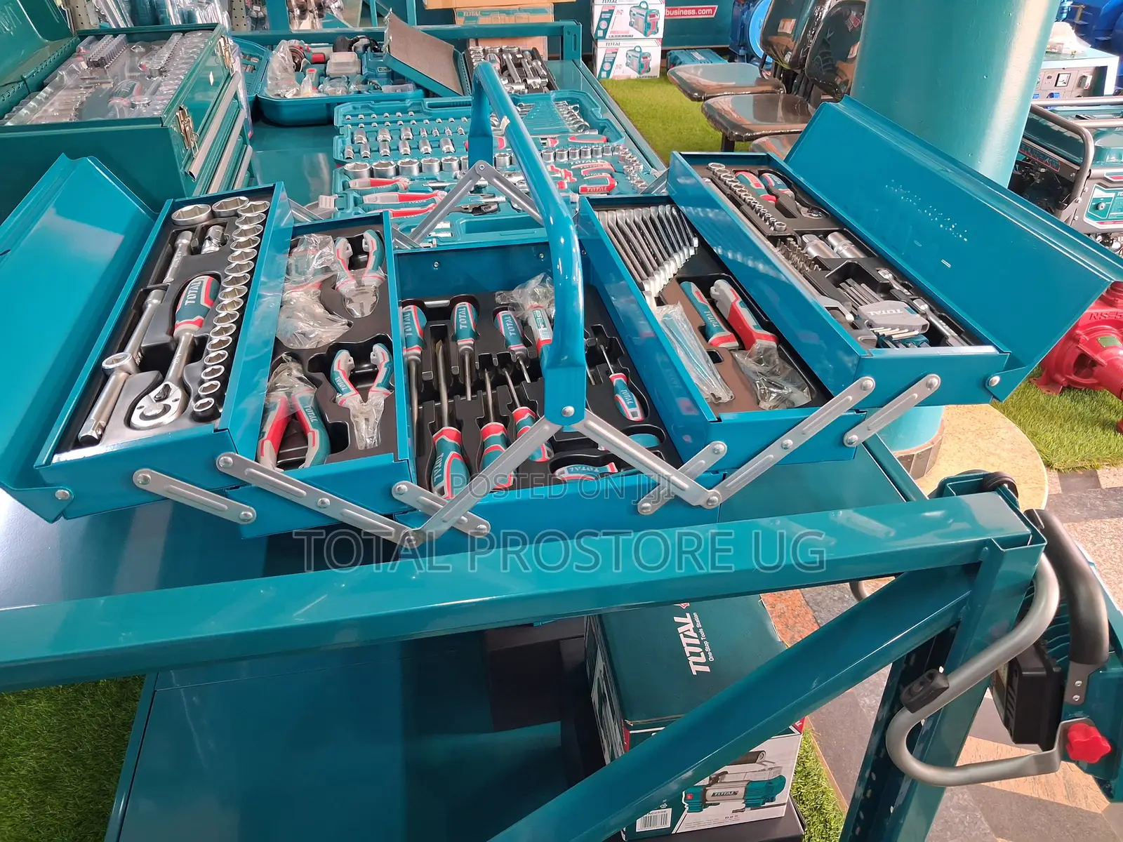 108pcs Tool Chest Set.