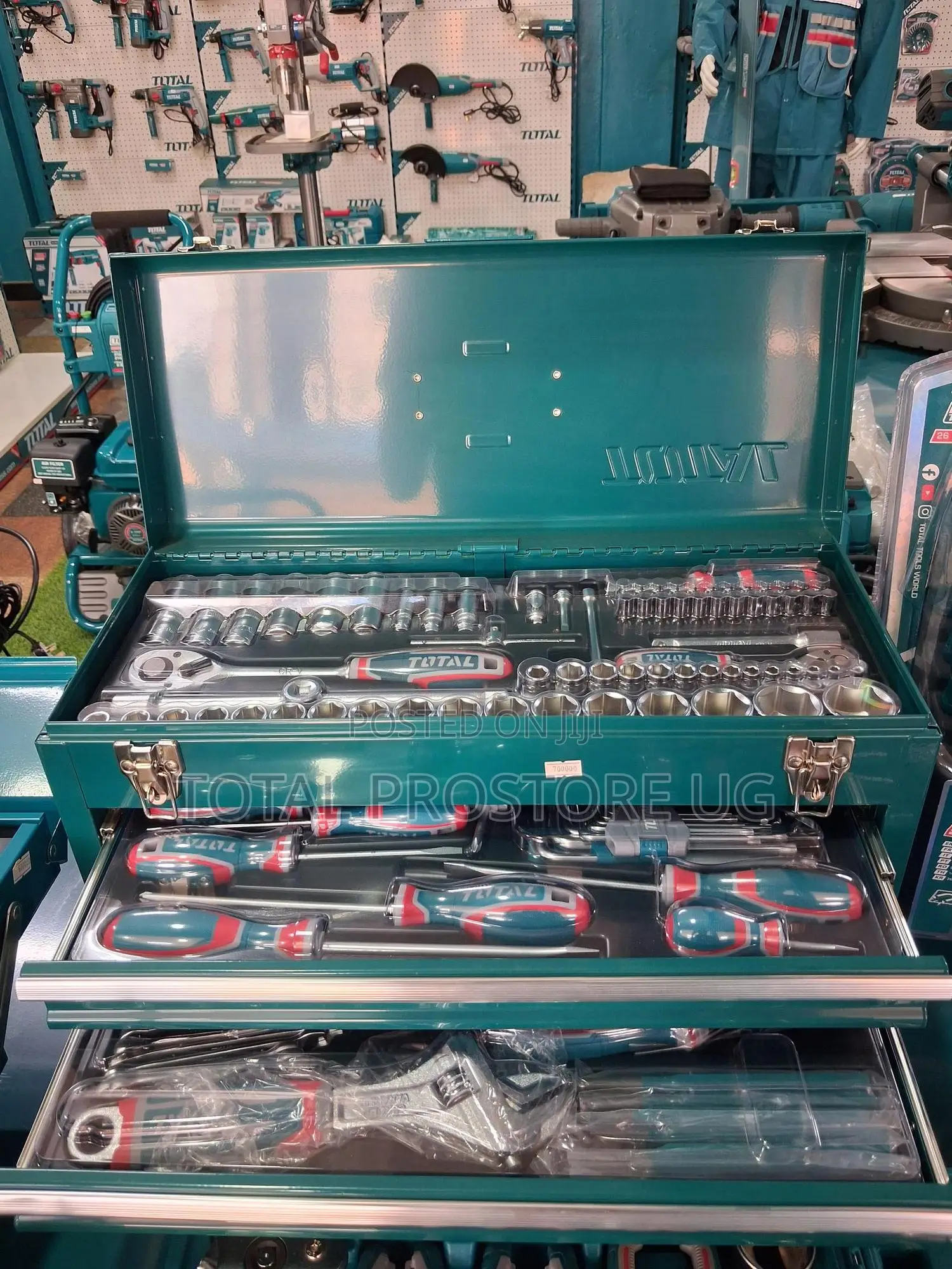 132pcs Tools Chest Set.