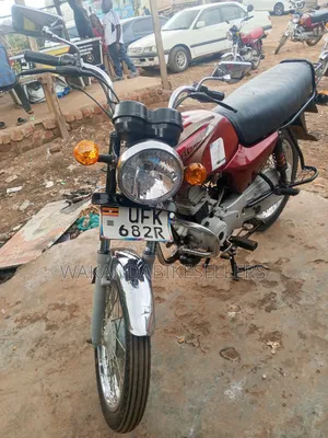 Bajaj Boxer 100 2022 Red