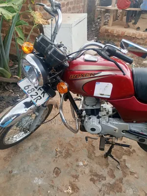 Bajaj Boxer 100 2022 Red
