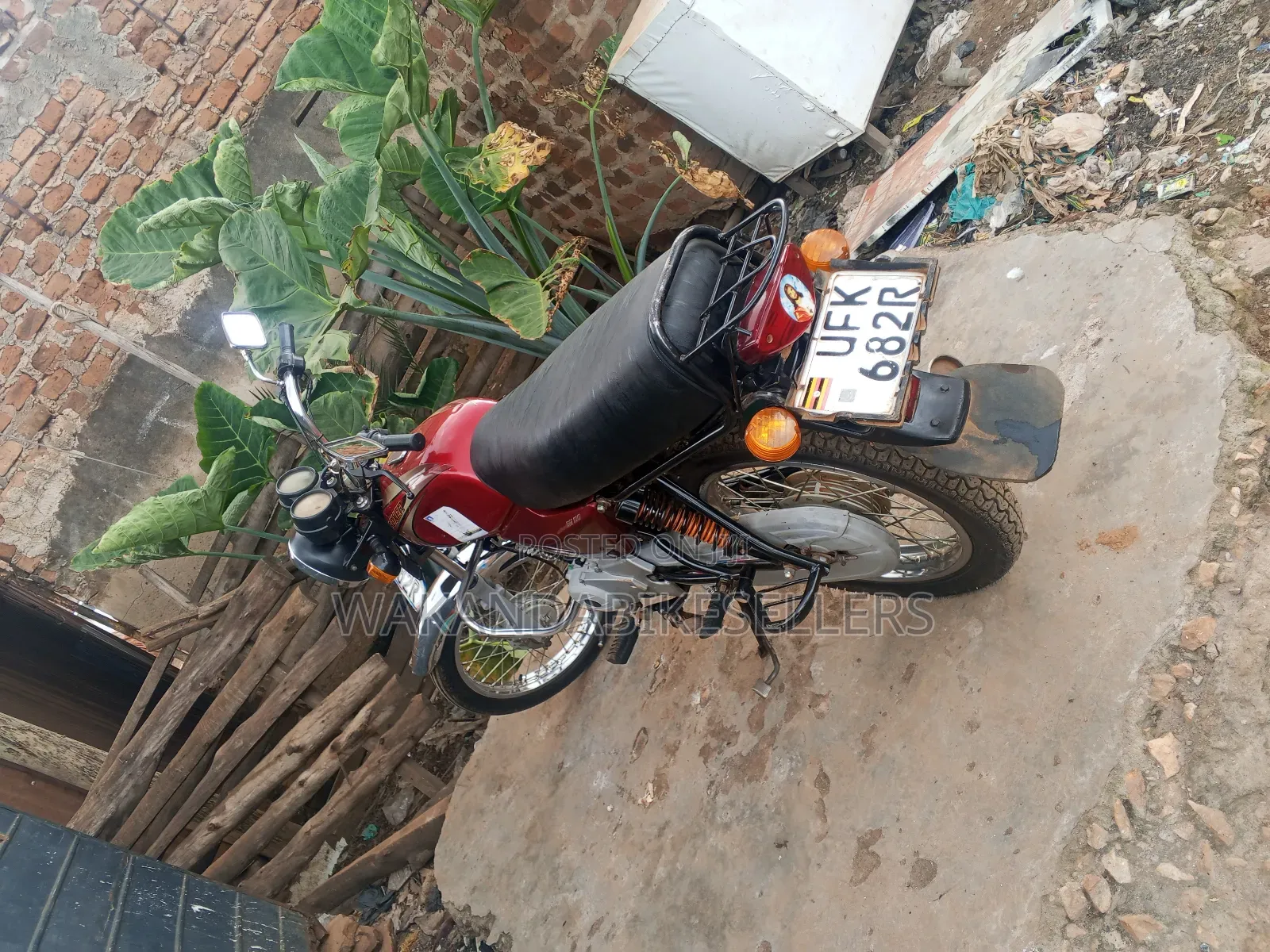 Bajaj Boxer 100 2022 Red