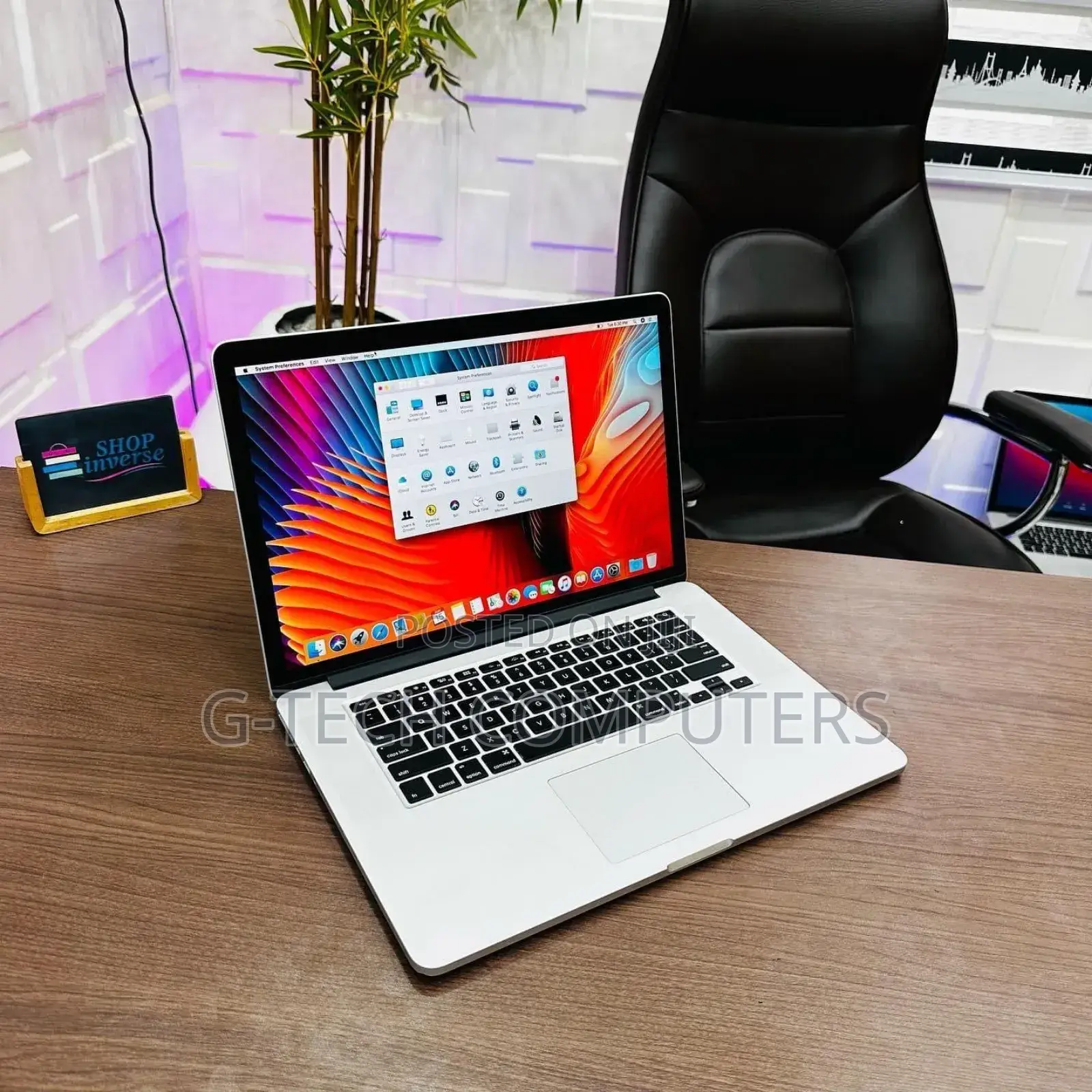 New Laptop Apple MacBook Pro 2013 8GB Intel Core I7 SSD 256GB