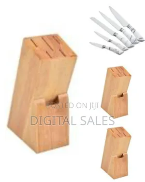 Luxury Kitchen Knife Set With Marble-Effect Handles and Wooden Block