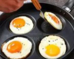 4-Cup Non-Stick Egg Frying Pan