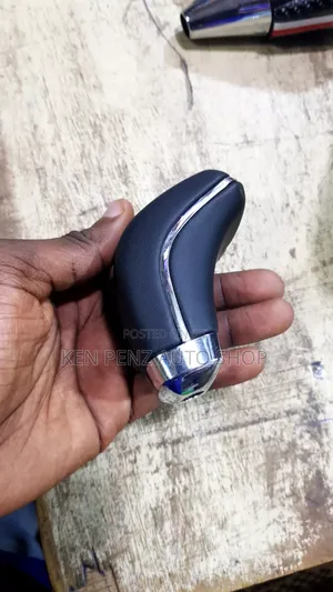Hand Ball Black Gear Shift Knobs