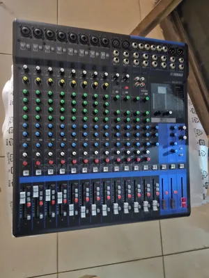 Yamaha Mg16xu 16- Channel Analog Mixer