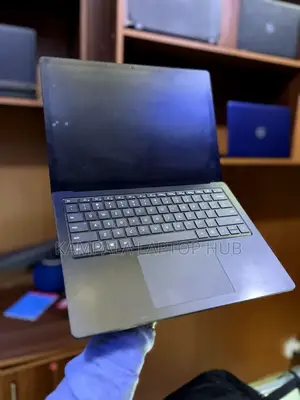 Laptop Microsoft Surface Book 3 8GB Intel Core I5 SSD 256GB