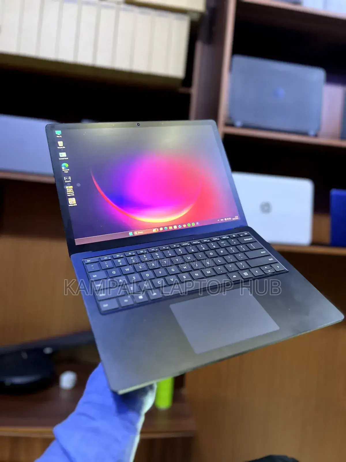 Laptop Microsoft Surface Book 3 8GB Intel Core I5 SSD 256GB