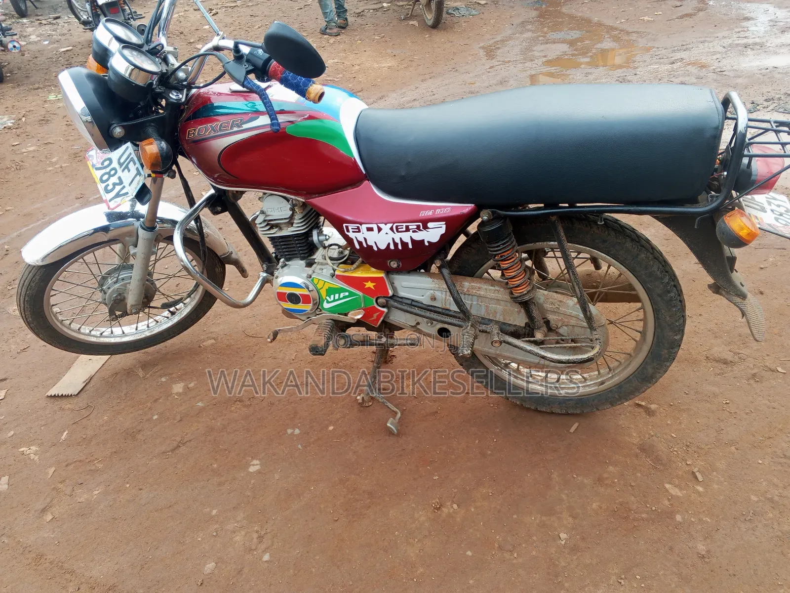Bajaj Boxer 100 2023 Red