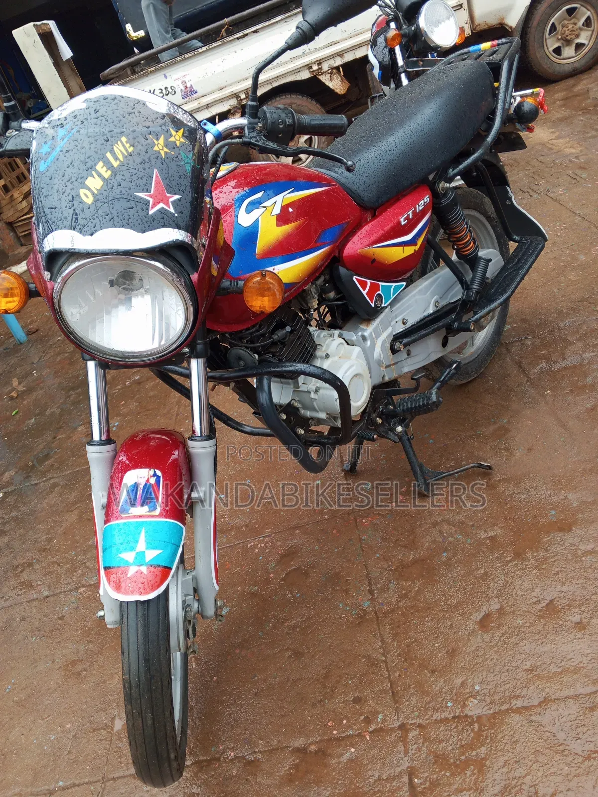 Bajaj Boxer 125 2023 Red