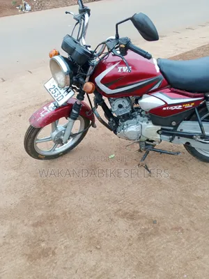 TVS HLX 125 2022 Red