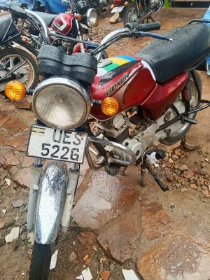 Bajaj Boxer 2020 Red