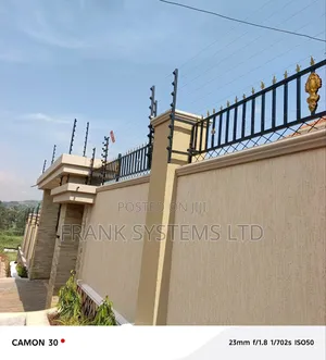 Electric Fence With Alarm