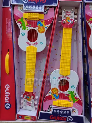 Fan Wingda Music Stage Guitar Toy for Children.