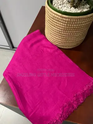 Pinky Woolen Scarf - Pink