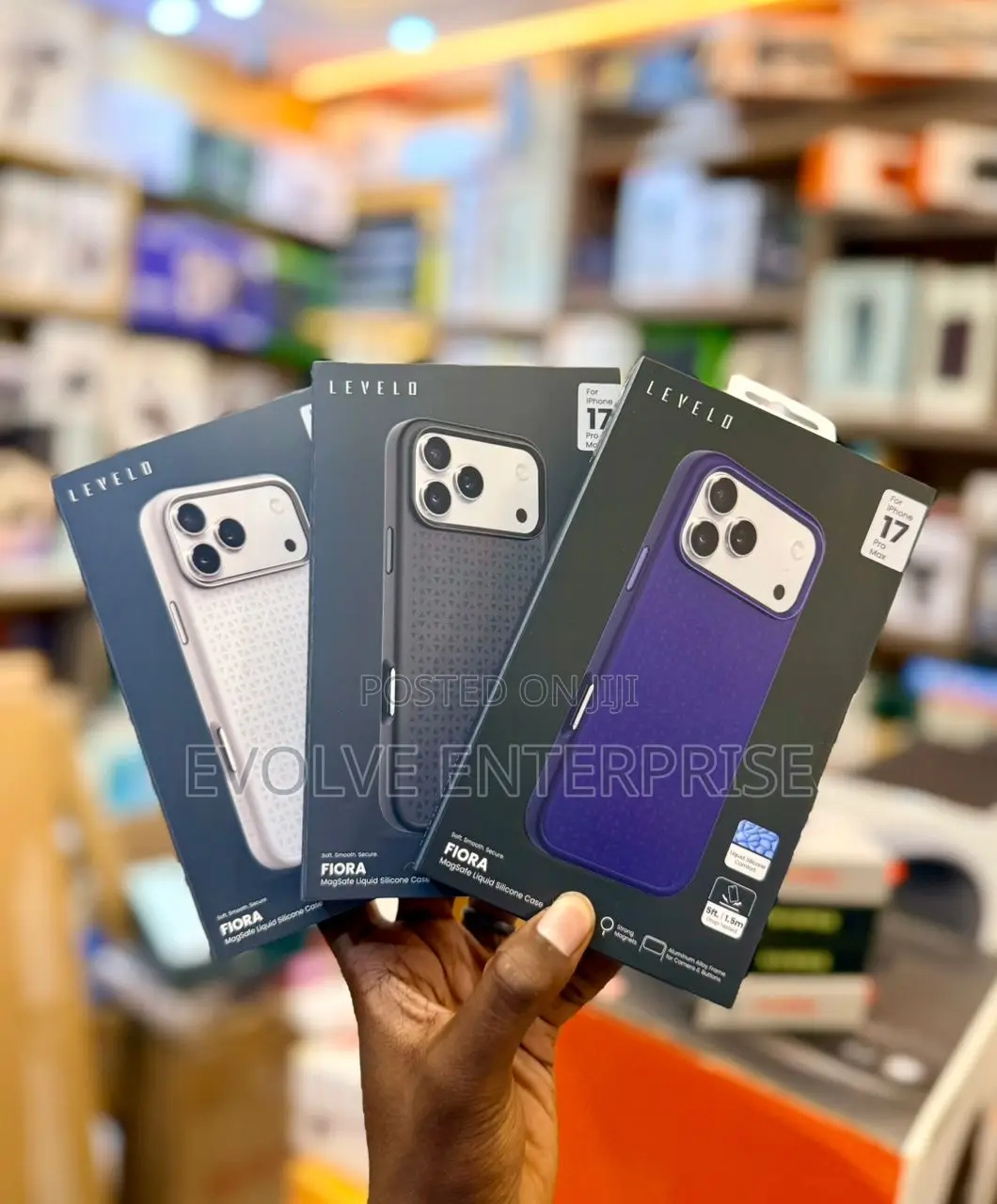iPhone 17 Pro Max Levelo Covers