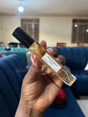 Khamrah Lattafa Perfume Oil (Unisex) - 10mls