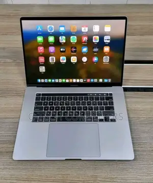 New Laptop Apple MacBook Pro 16GB Intel Core I9 SSD 1T