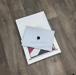 New Laptop Apple MacBook Pro M1 8GB Apple M1 SSD 512GB