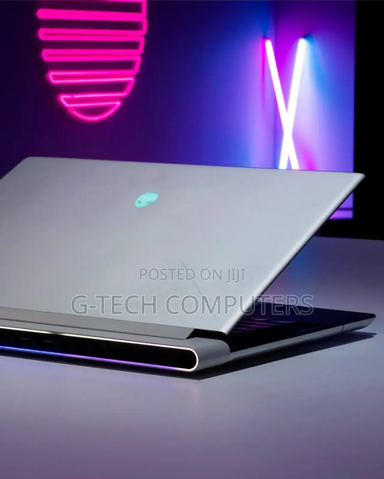 New Laptop Dell Alienware M17 R2 8GB Intel Core I7 SSHD (Hybrid) 512GB