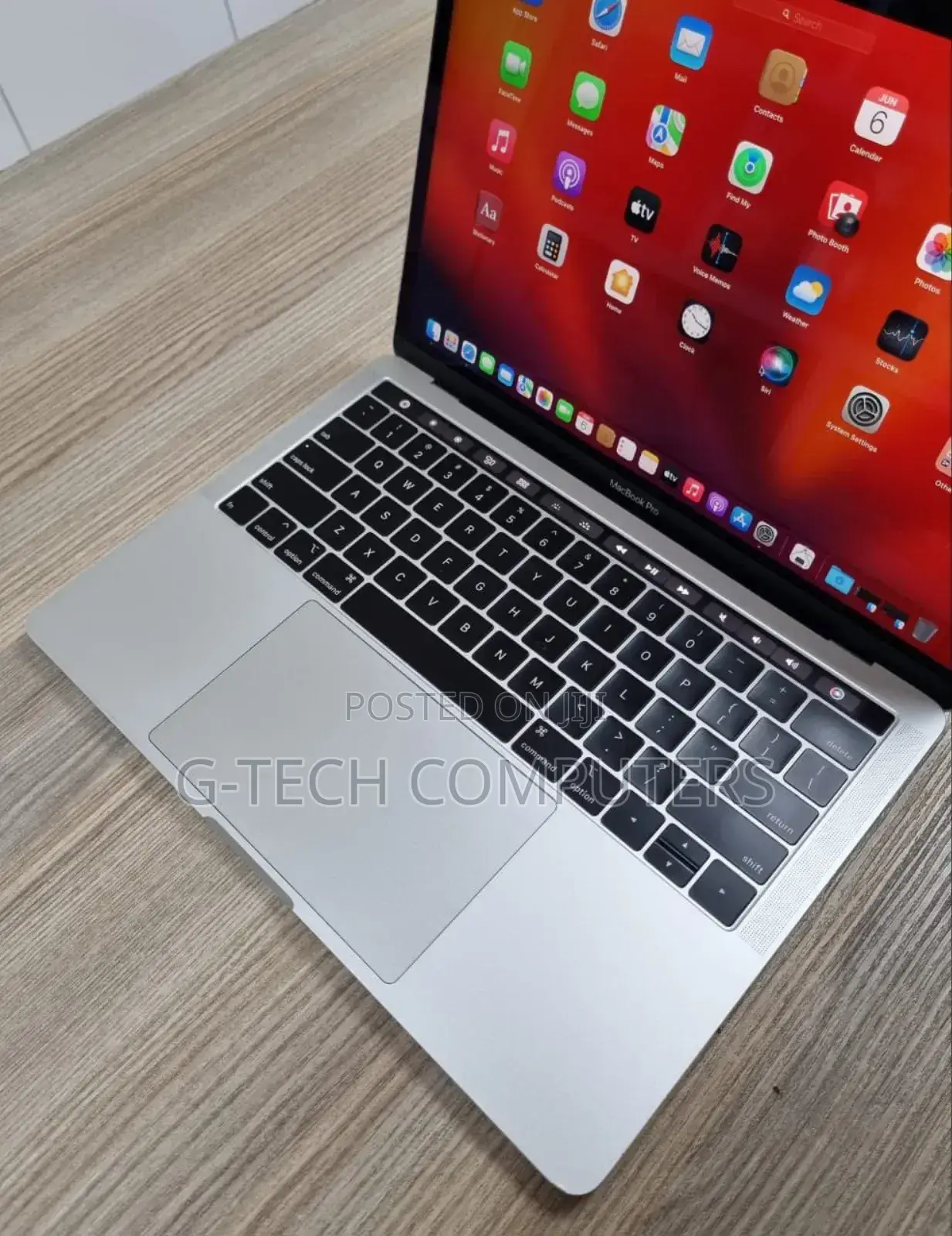 New Laptop Apple MacBook Air 2020 8GB Intel Core I5 SSD 256GB