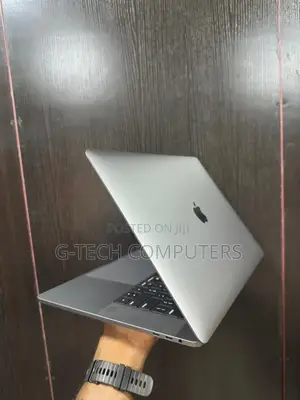 New Laptop Apple MacBook Air 2020 8GB Intel Core I5 SSD 256GB