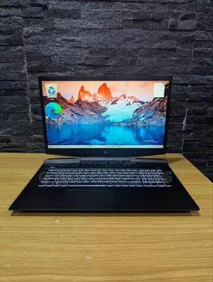 New Laptop HP Pavilion 17 16GB Intel Core I7 SSD 512GB