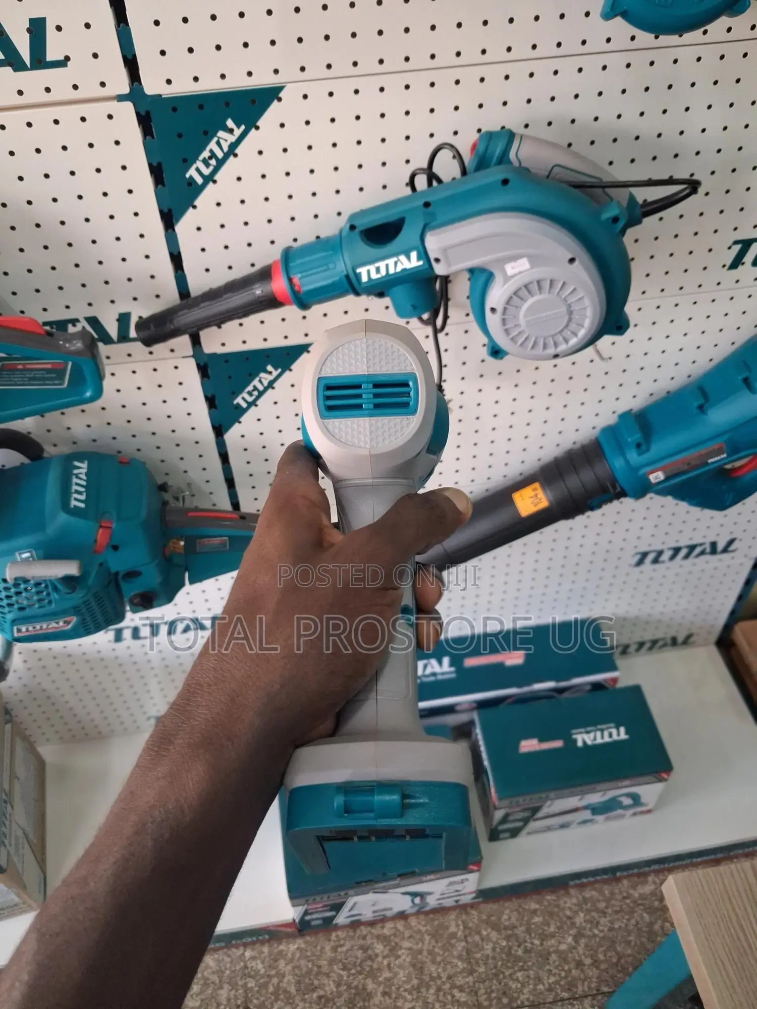 Cordless Pressure Washer