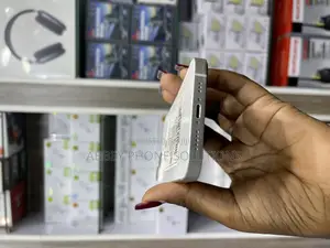 Apple iPhone 13 128 GB White