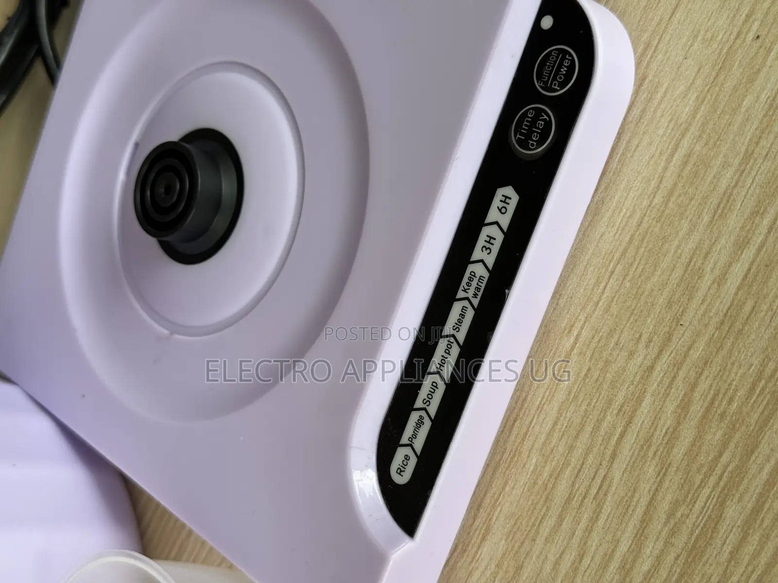 Portable 1.5l Multifunctional Electric Rice Cooker.