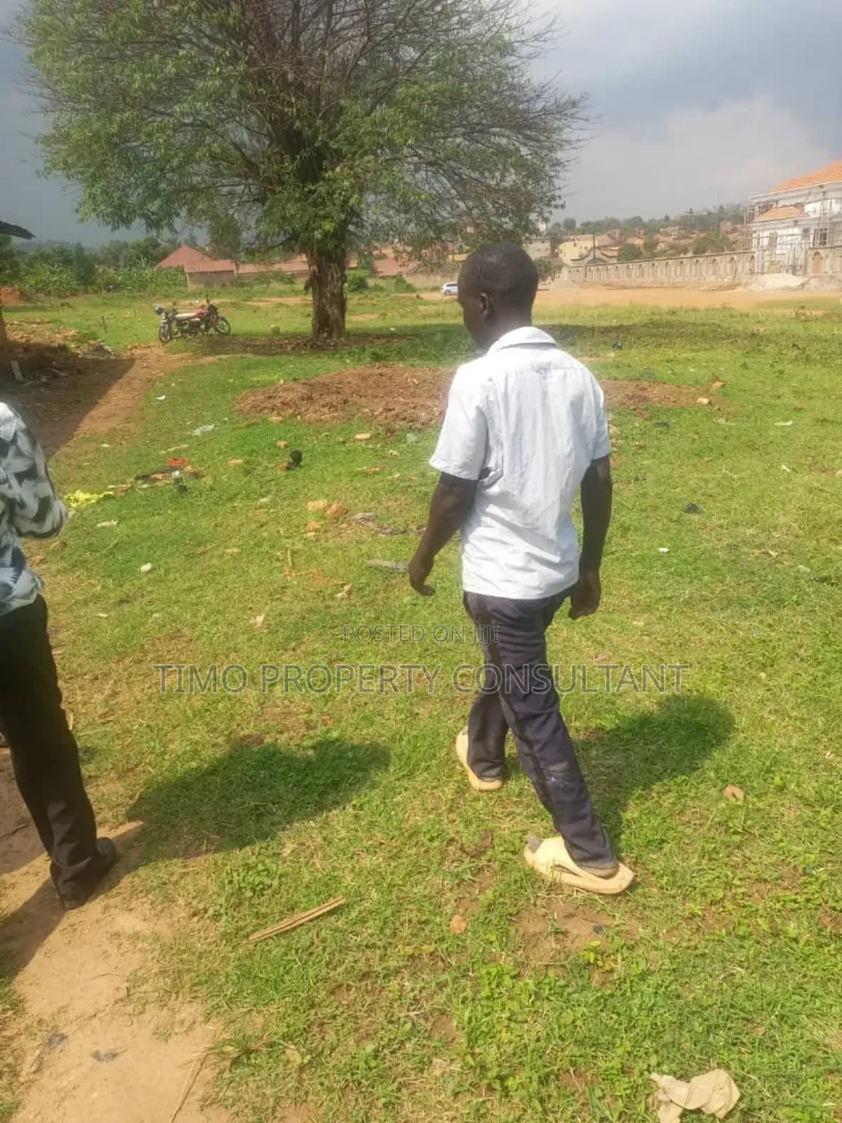 Aplot on Sell in Bwebajja Entebbe Road