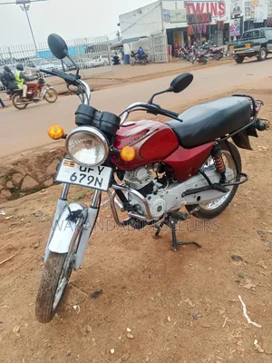 Bajaj Boxer 2023 Red