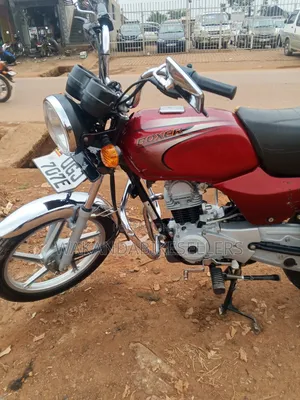 Bajaj Boxer 100 2025 Red