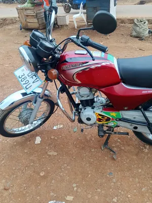 Bajaj Boxer 100 2023 Red