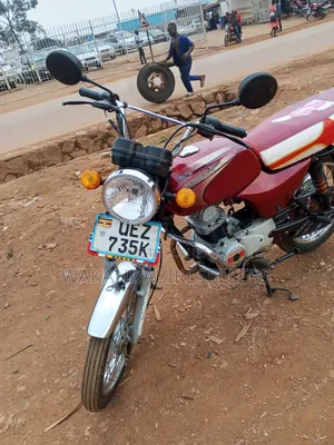 Bajaj Boxer 100 2021 Red