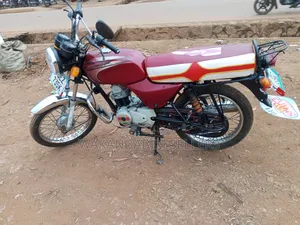 Bajaj Boxer 100 2021 Red