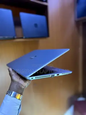 Laptop HP EliteBook 840 G3 8GB Intel Core I5 HDD+SSD 500GB