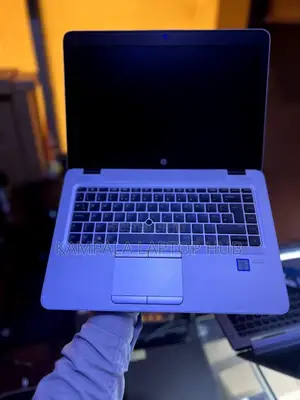 Laptop HP EliteBook 840 G3 8GB Intel Core I5 HDD+SSD 500GB