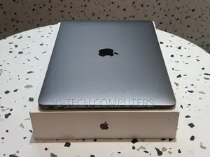 New Laptop Apple MacBook Air 2018 8GB Intel Core I5 SSD 256GB