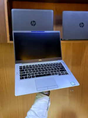 Laptop Dell Latitude 7300 8GB Intel Core I5 SSD 256GB