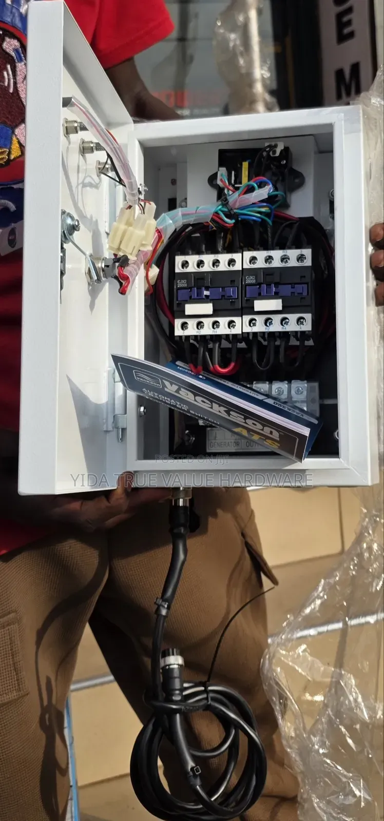 Ats ( Automatic Transfer Switch)