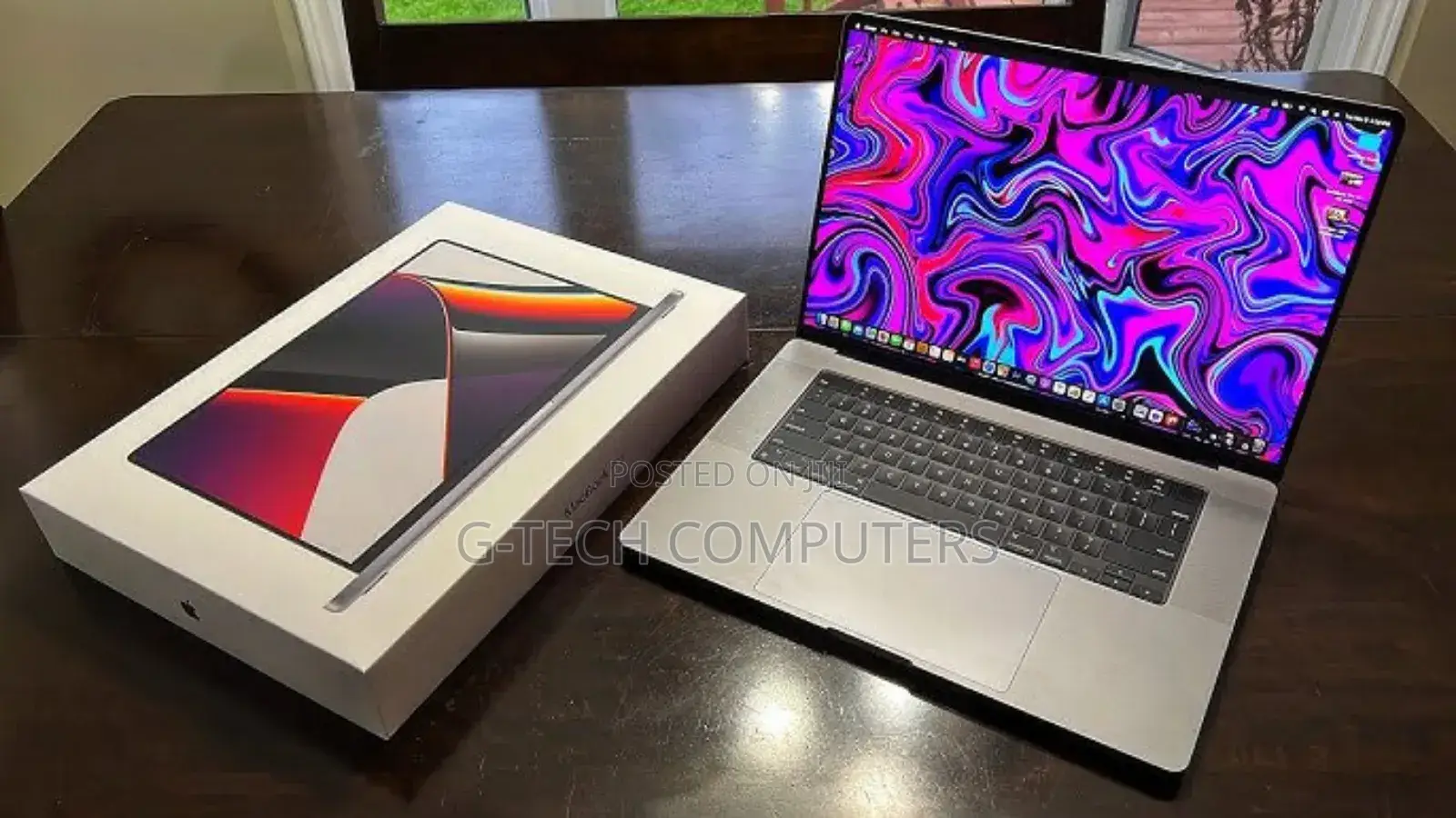 New Laptop Apple MacBook Pro 32GB Apple M1 Max SSD 1T