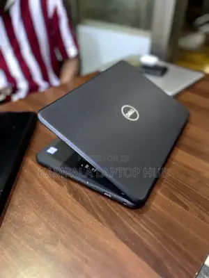 Laptop Dell Latitude 3310 4GB Intel Core I3 SSD 128GB