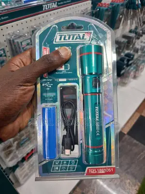 Flashlight 450 Lumens