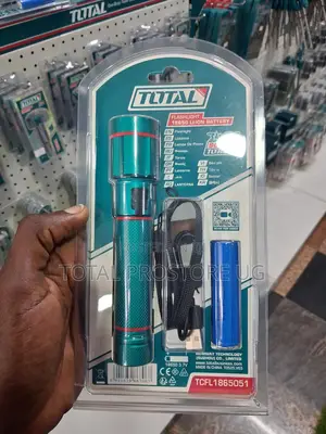 Flashlight 450 Lumens