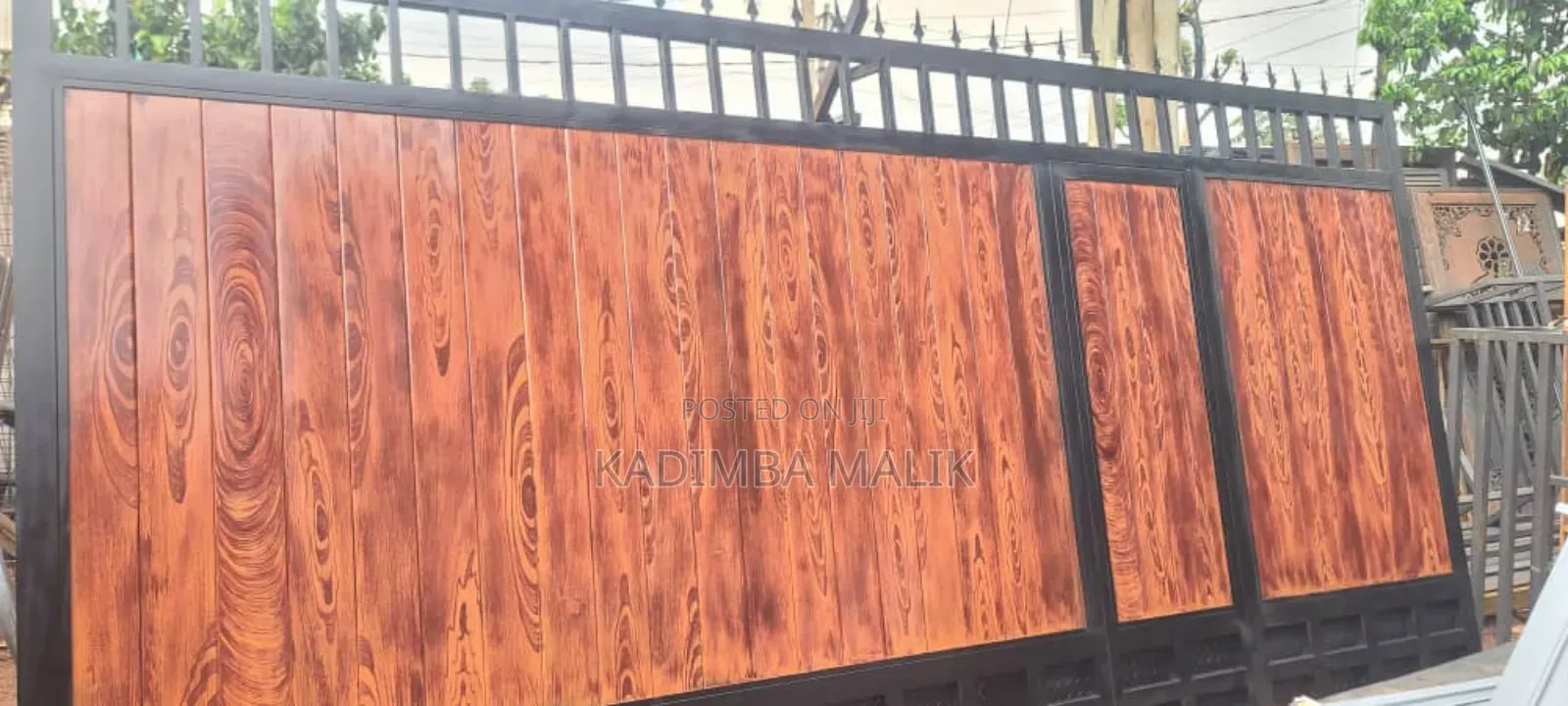 Sliding Gate J